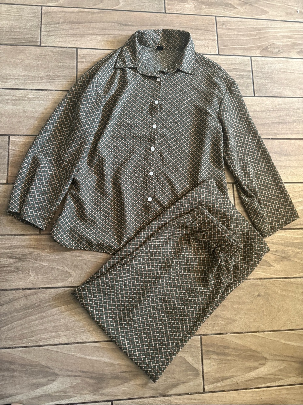 SHEIN Olive Green Button-Down Shirt